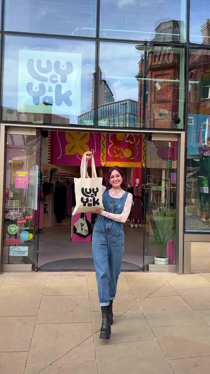 When we say Pre, you say Loved… PreLoved 🫶🎉 We invited secondhand clothing…