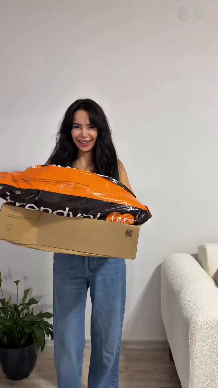 Çok iyi bir alışveriş yaptığımı düşünüyorum 🍂😁 Favorilerinizi merak ediyorum…