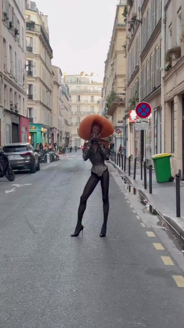 Paris Fashion Week, we are coming! Want to be featured? Tag us using…
