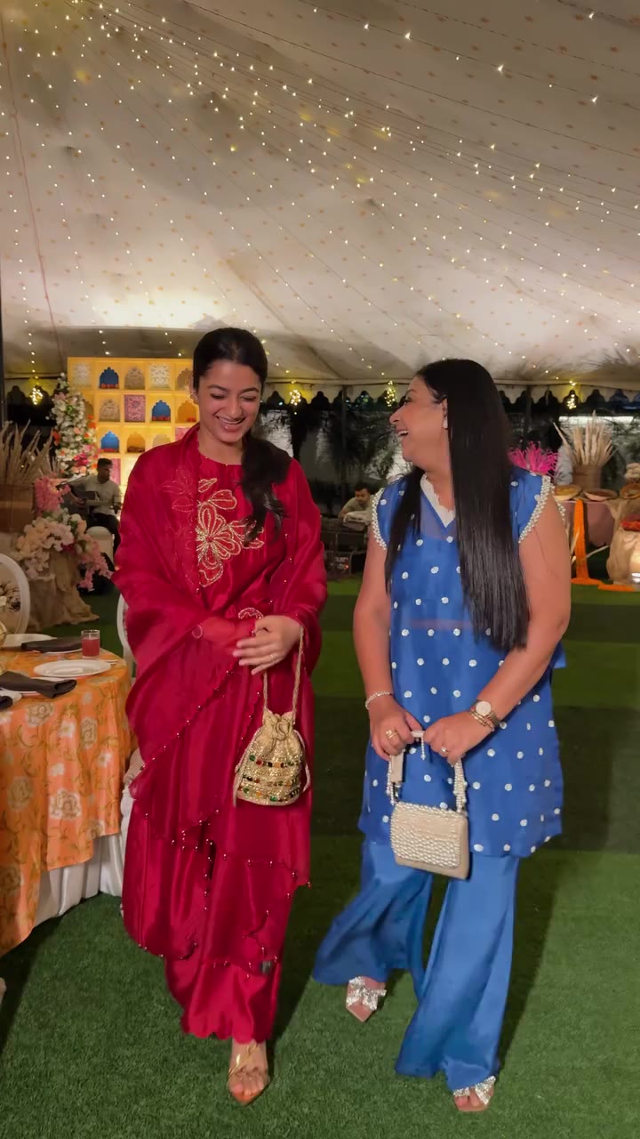 We were invited to a #BloggersMeet in @thecindrellahotel Indian Food festival…