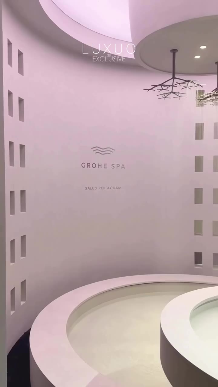 #LUXUOExclusive Tại GROHE SPA Aqua Sanctuary, nước trở thành chất liệu trung…