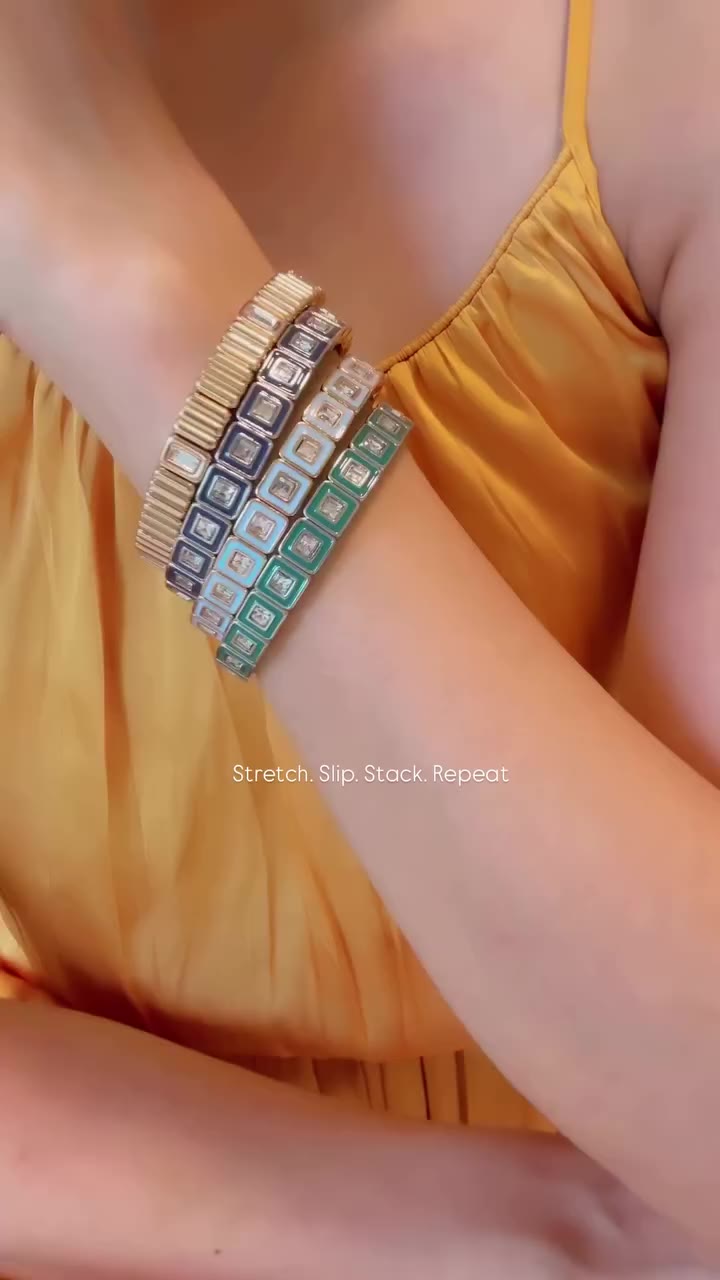 The stack everyone keeps coming back for. ✨ Our bestselling stretch bangles …