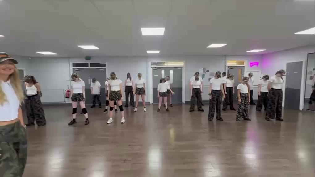 Our next Top 16 Talent finalist is Ms Great Britain Classic finalist…