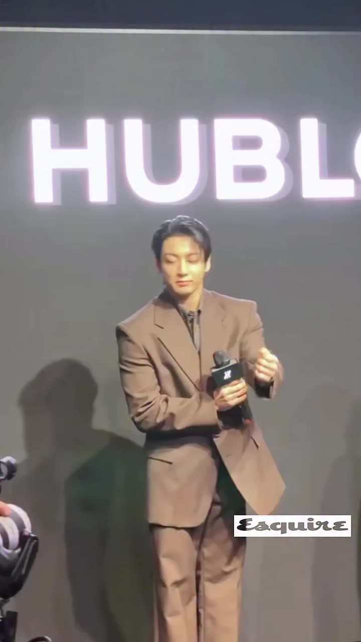 【CELEBRITY】ソニーパークで開催されたウブロのイベント「ウブロ ナイト」にBTSのジョングクさんが来場。 @mnijungkook @hublot…