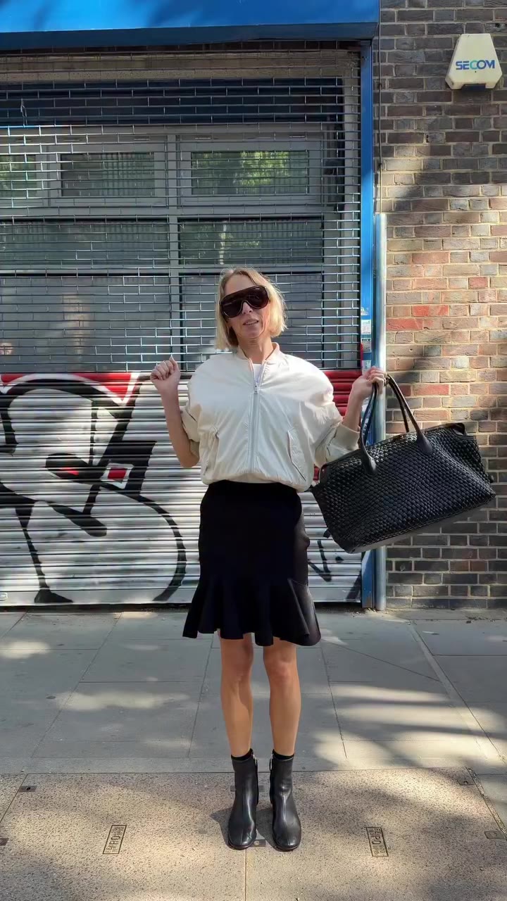 One day. Three shoes. Three bags. That be me. A life with @dune_london is an…