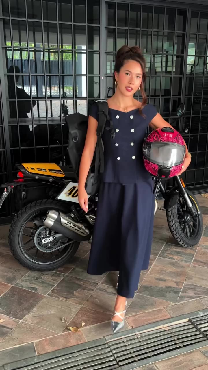@triumphmotorcycles_sg on the road, @audemarspiguet courtside ⏱️🏍️🎾 …