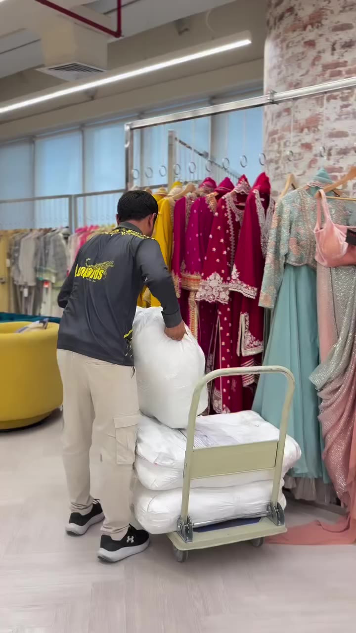 The faces behind the scenes. The details behind the Jashn. ✨ A little glimpse…