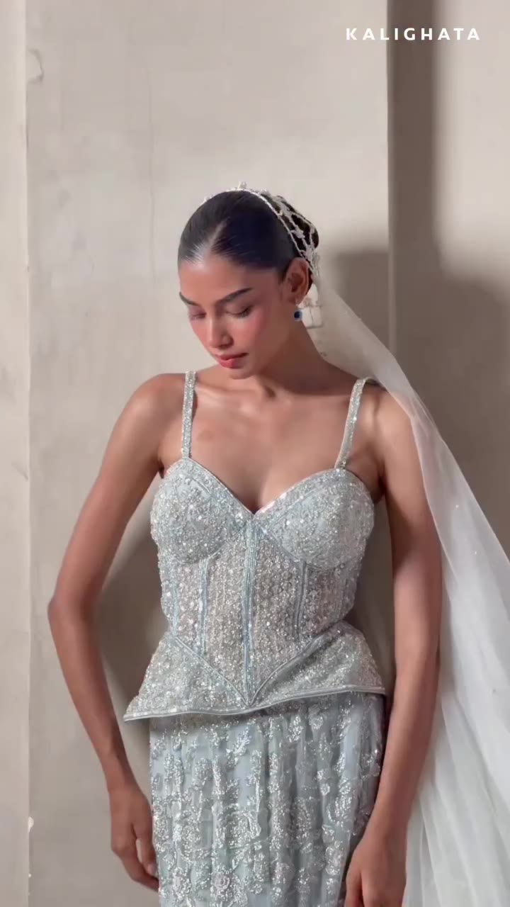 Step into Pernia’s Pop-Up Studio to meet the designer and experience Amanat &…