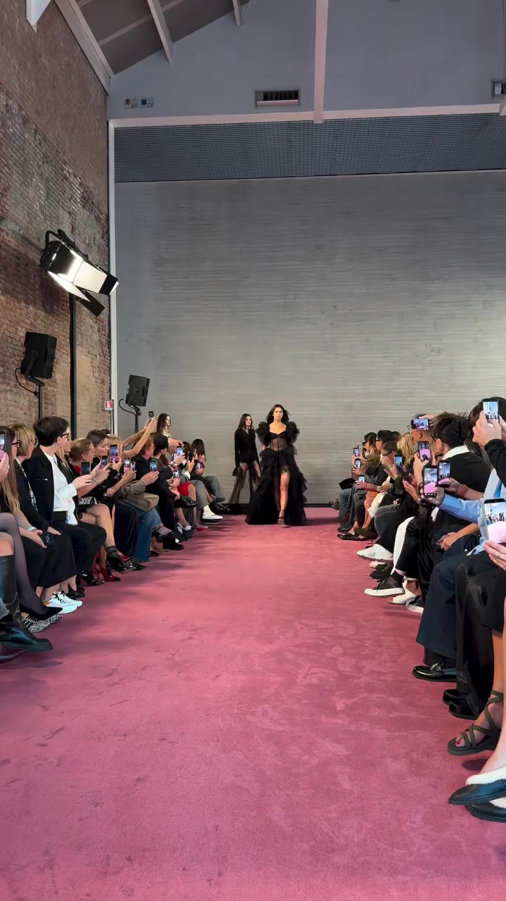 @blumarine SS27 show @milanfashionweek #blumarine #mfw