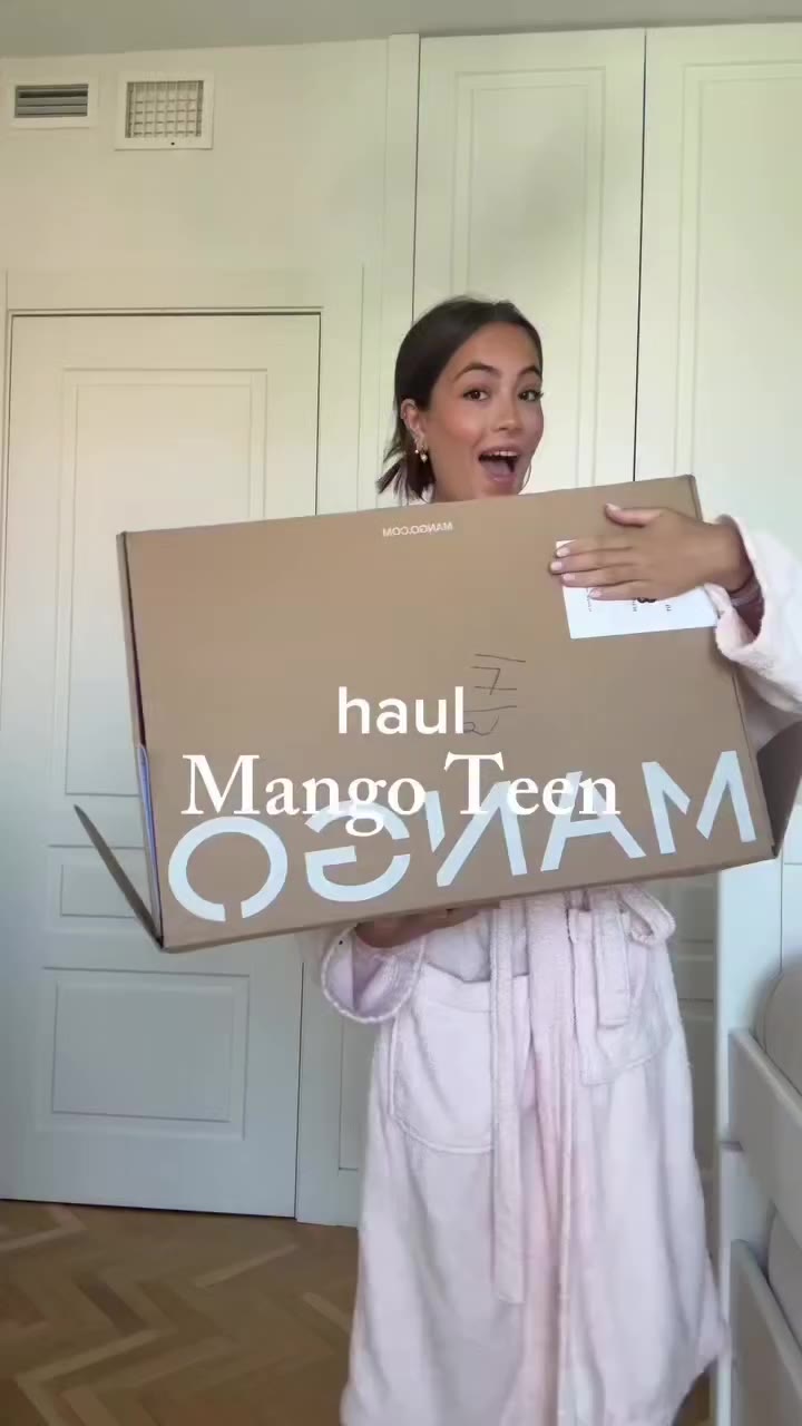 📸😍 @anitagaloni #moda #autumnoutfits #mangogirls #OOTD