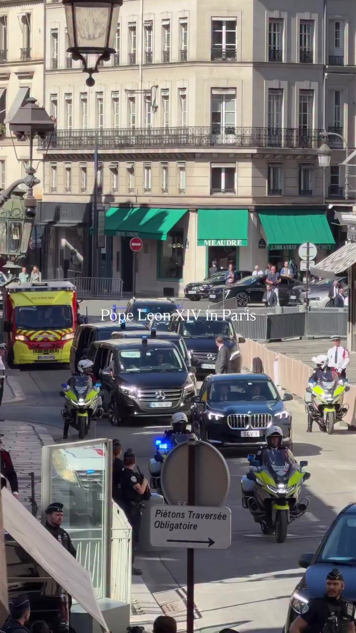 Le pape Léon XIV à Paris sortant de l’Elysée ✨🕊️🤍