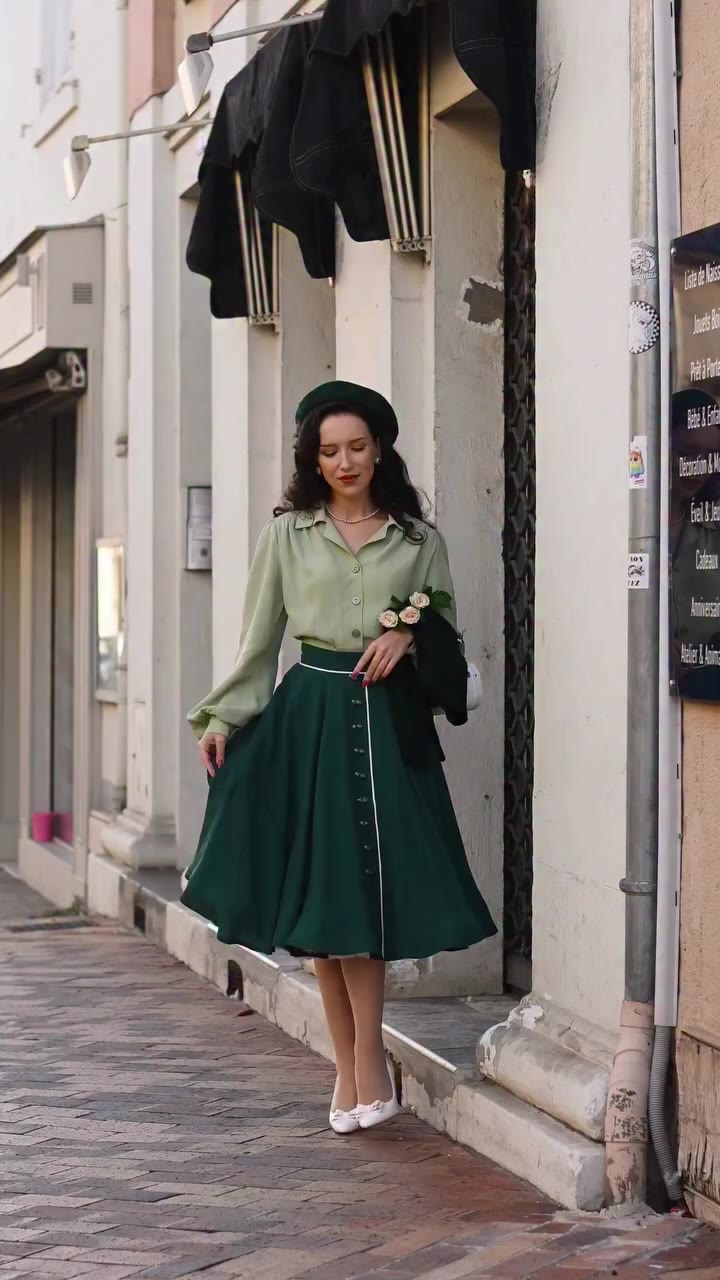 Oh, how we’ve missed layering! We love how the soft Pistachio green looks…