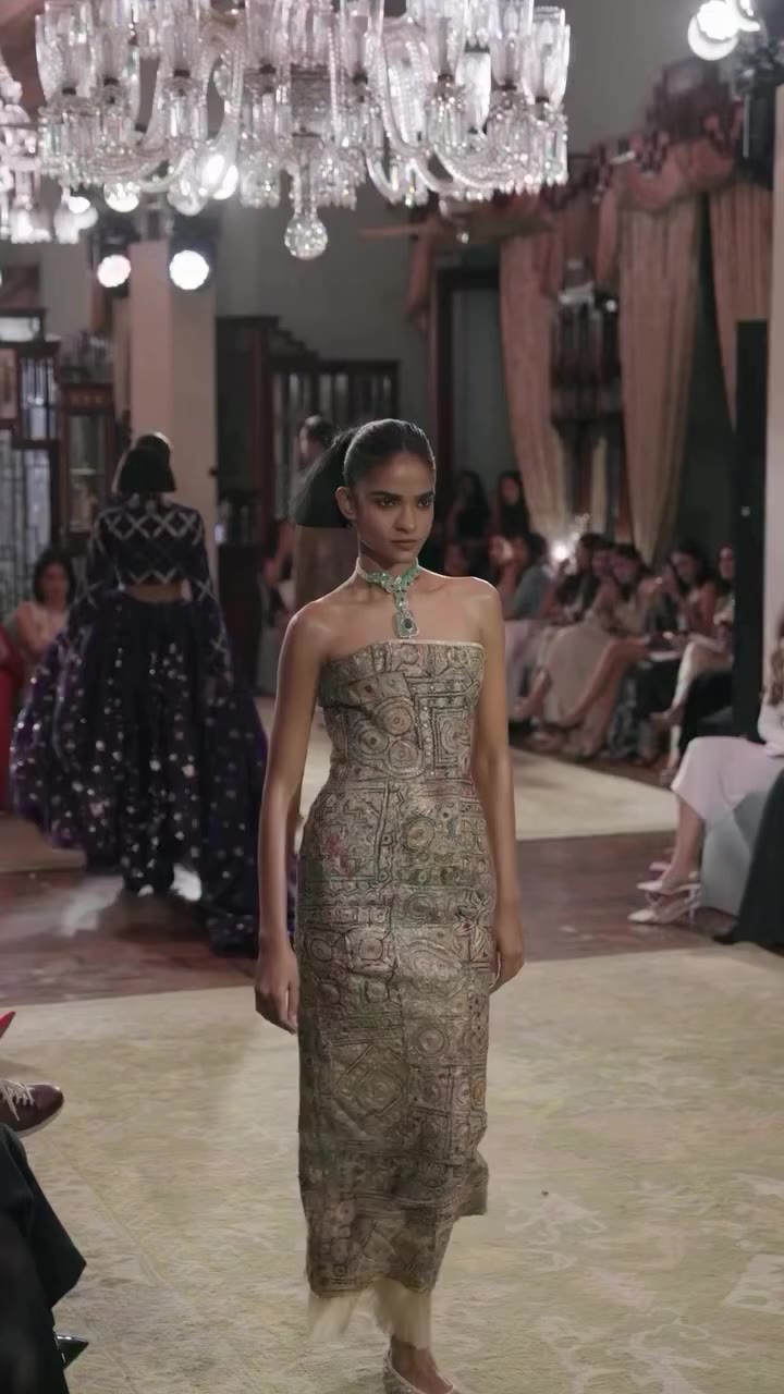 @anamikakhanna.in @anuahuja1 @kirandenzongpa @sonamsolanski @featartists