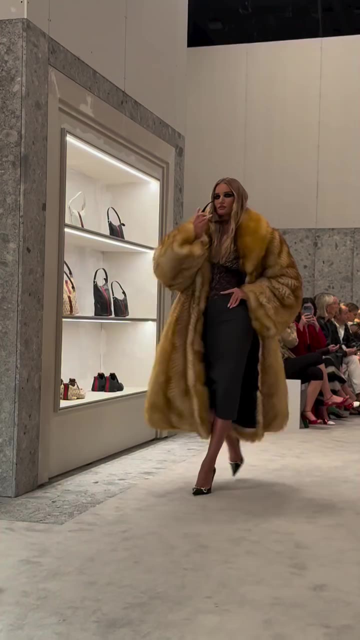 This afternoon in Milan, #Demna turned the Gucci show space into a store, and…