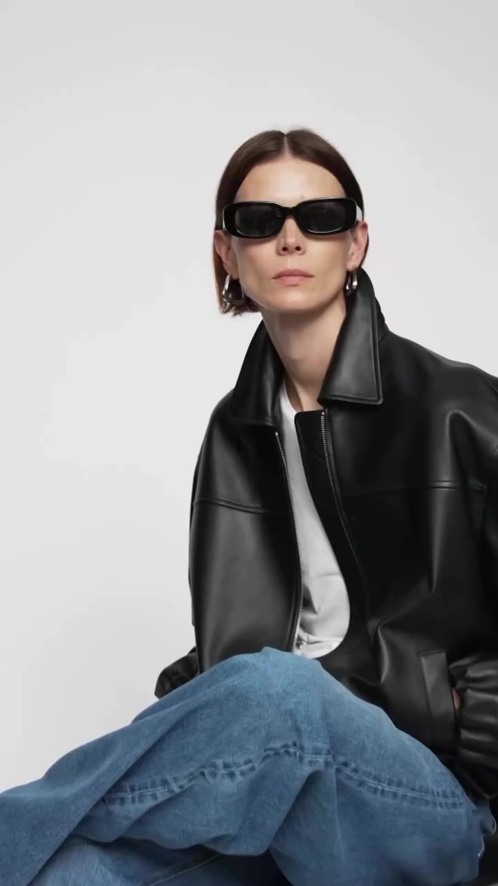 A new season, a new edit. Discover the Fall/Winter collection #CHICJOC…