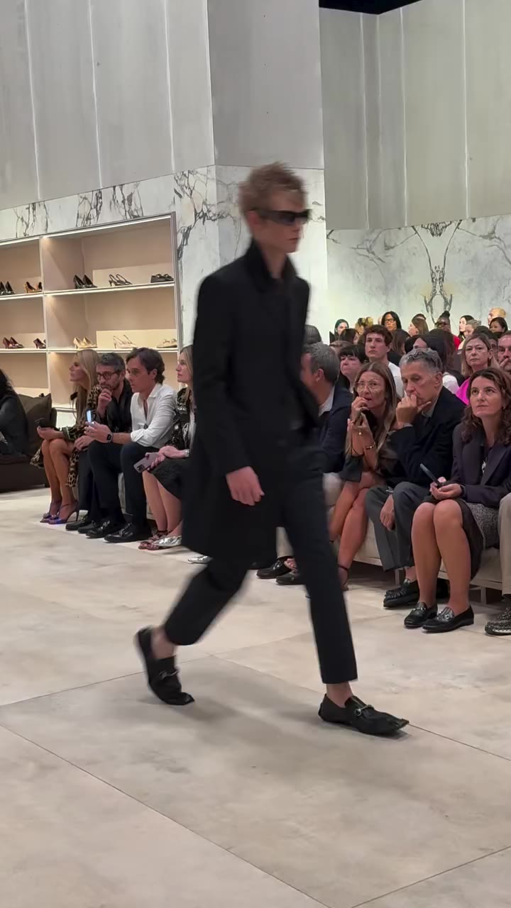 @gucci moment