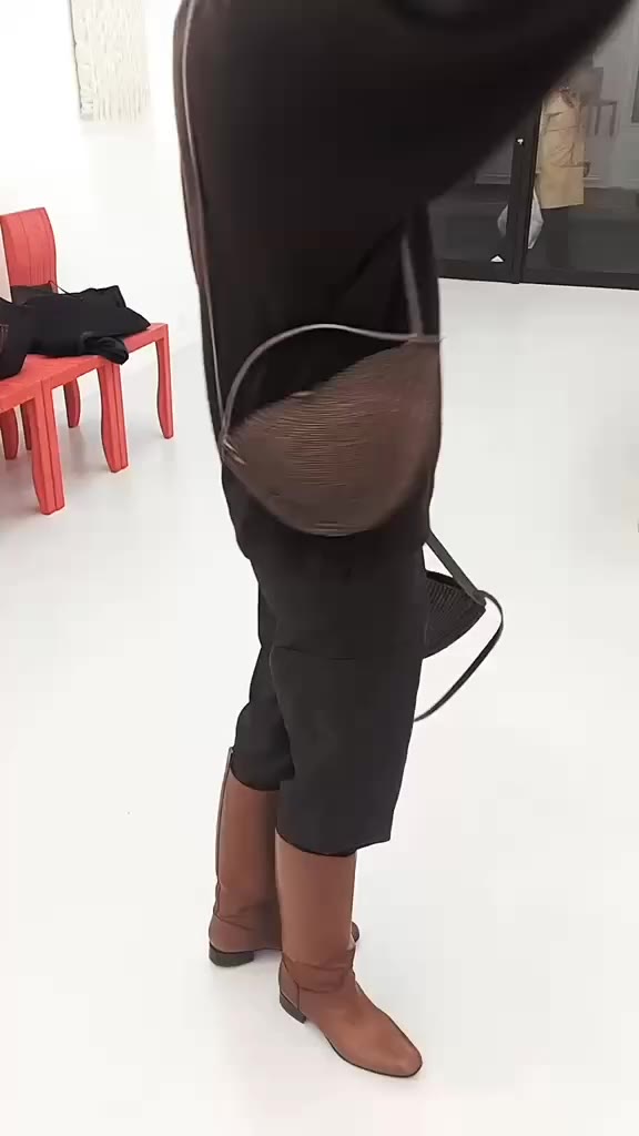 Shot last year during the Paris fashion Week, our bag Small Walnut is matching…