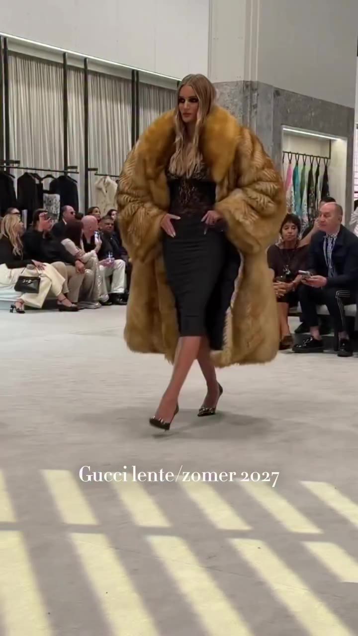 Finale @gucci: de tweede ready-to-wear runwaycollectie van creative director…