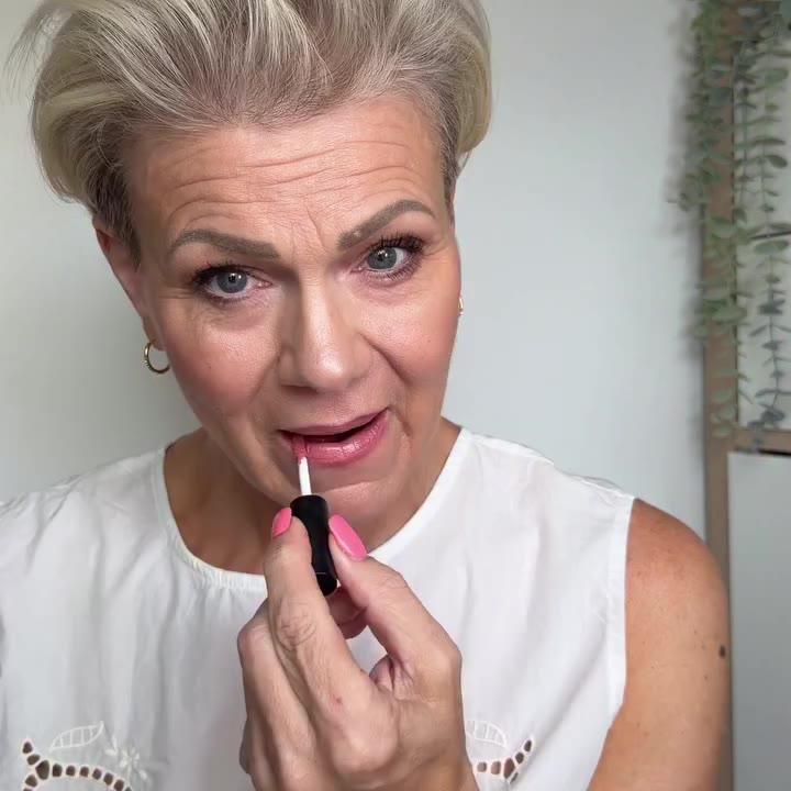Having spent 25 years in the beauty industry, I’ve seen so many women over 45…