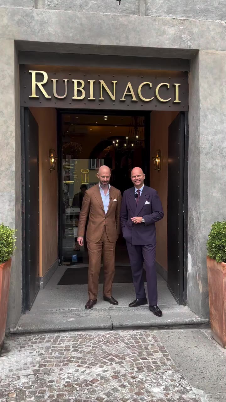 Walkie Talkie 91 Walking out of the Rubinacci store in Naples Talking to Luca…