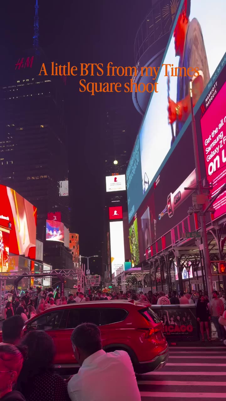 Here’s a little peek at my Times Square shoot behind the scenes… Designer…