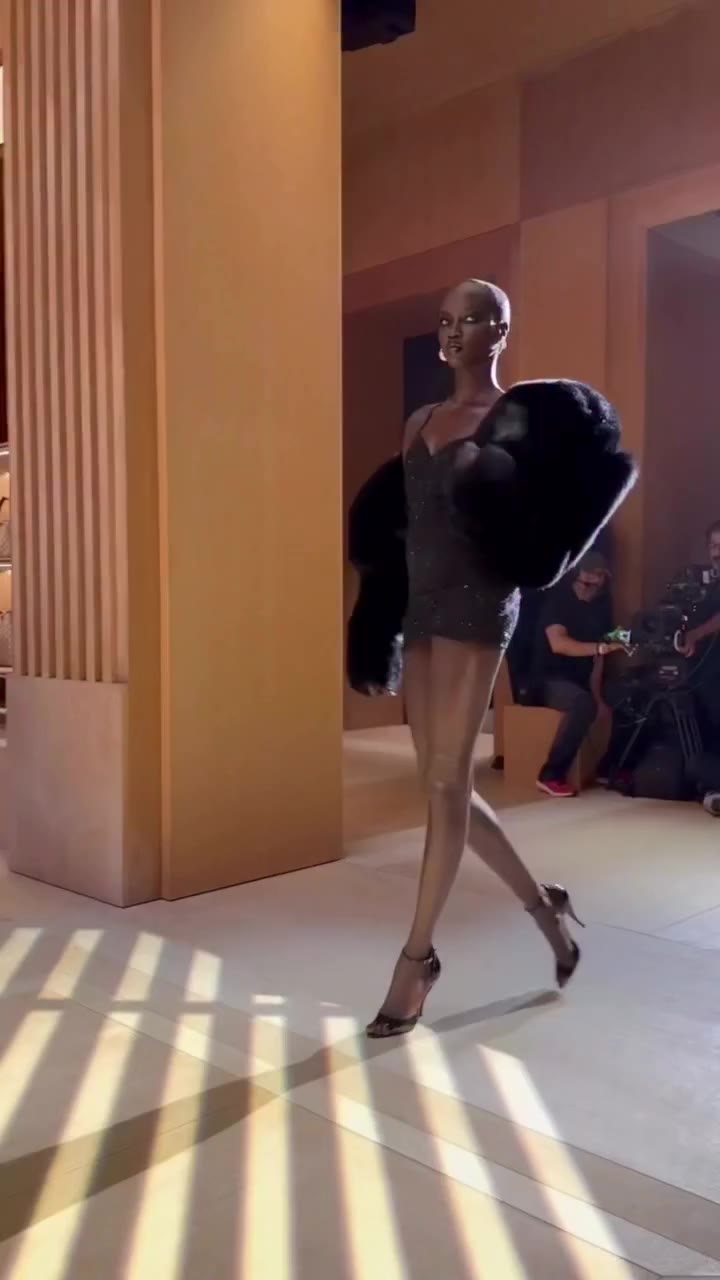 #Fashion: Step inside the @gucci Spring/Summer 2027 runway show at Milan…