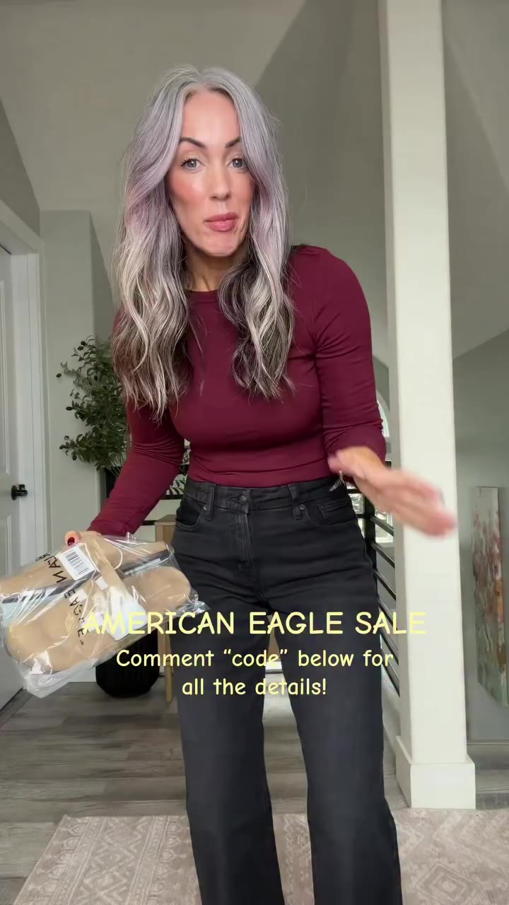 @americaneagle is having a 3 day fall sale! Comment “code” below and I’ll send…