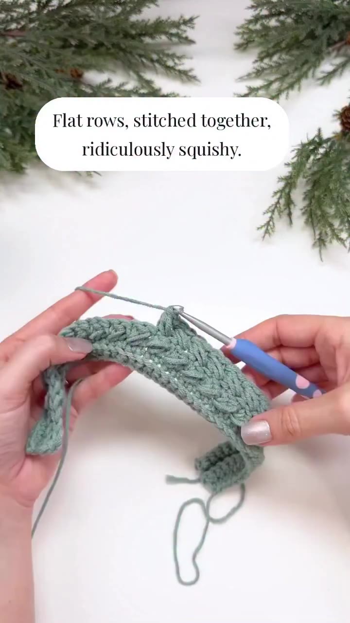 Eight sizes on this one, newborn all the way up to adult, so you learn it once…