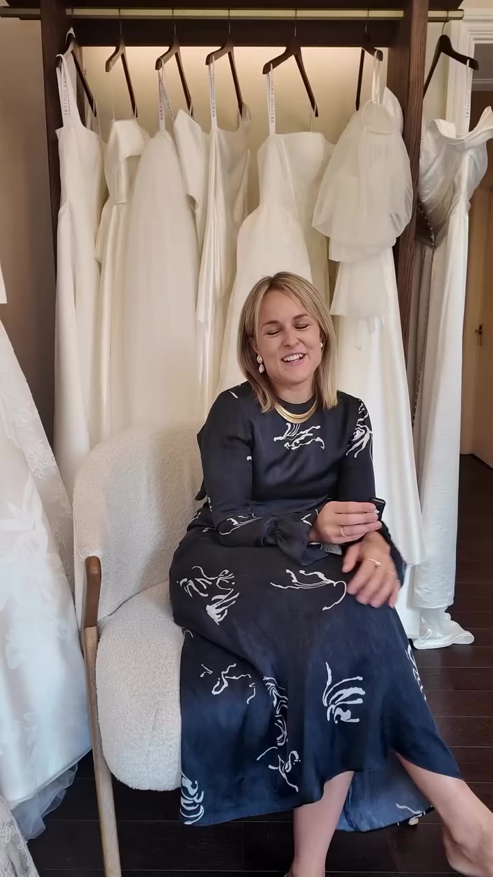 How did our love affair with @heracouture begin? 🤍 Well… there’s a story…