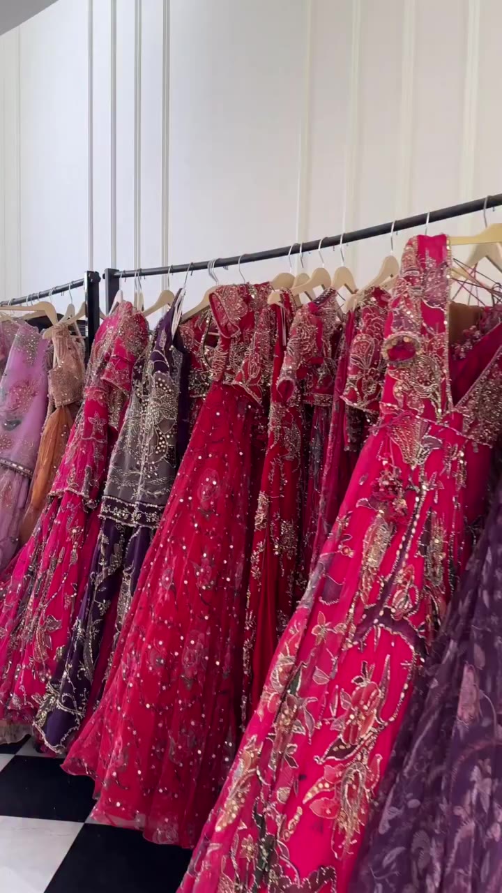 FIZA | AW’26 🌸 Crafted to make every celebration feel effortlessly…