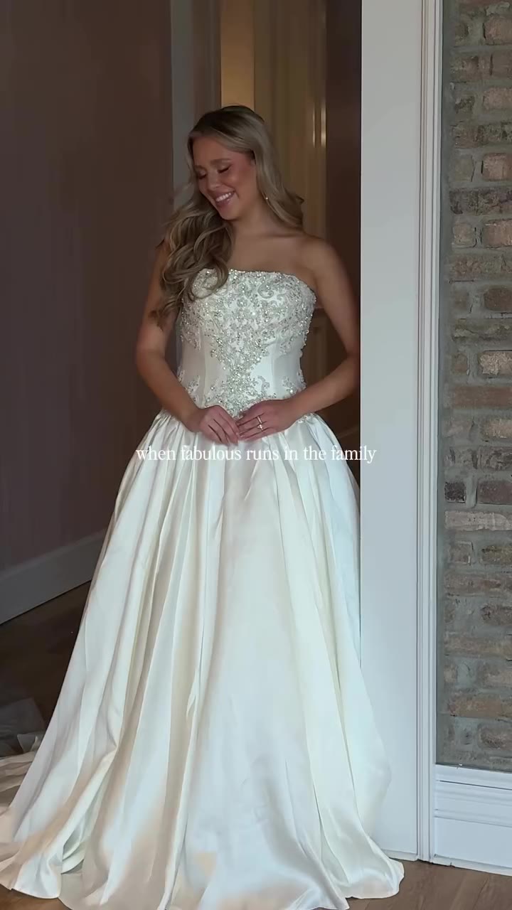 When fabulous runs in the family. 💎✨ A little sparkle for the bride and a…