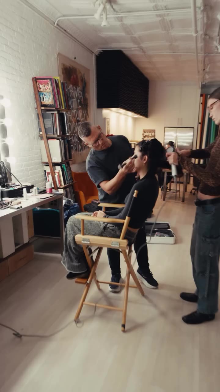 #BTS with @ferchuugimeenez for the cover of VALŪS Issue 005 Autumn 2026 🍁 Get…