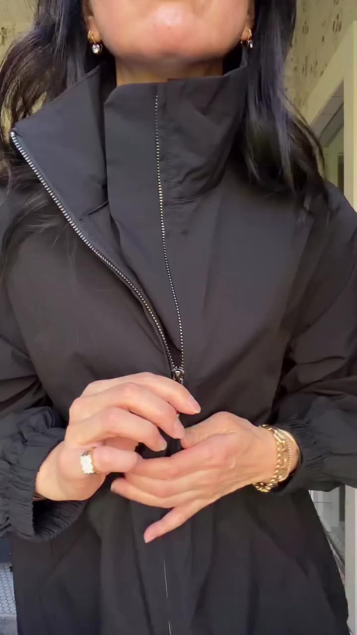 One chic sporty @rue__sophie jacket, three skirts. I love the mix of something…