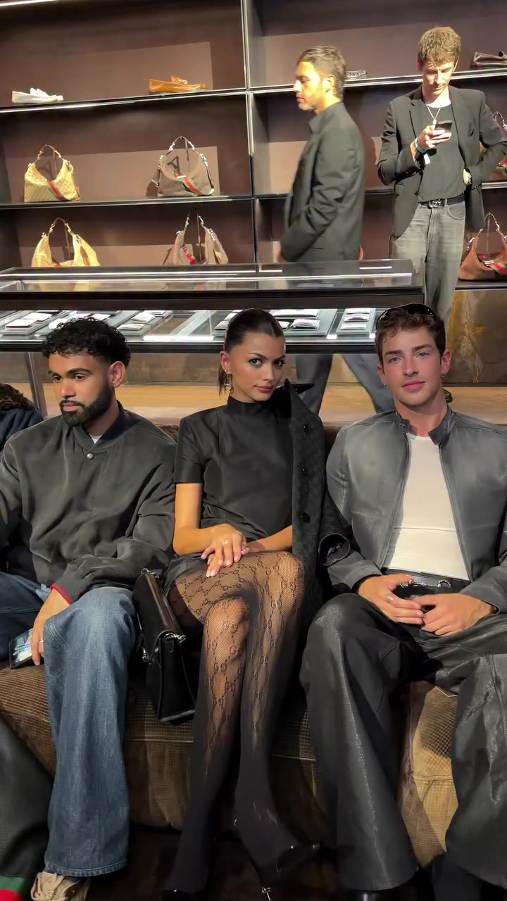 #GraziaFashion A star-studded front row in Milan with Shawn Mendes, Naomi…
