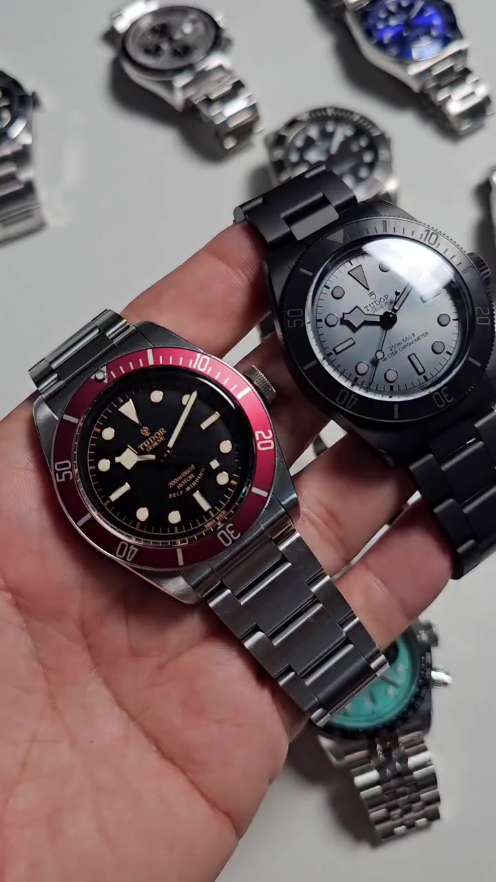 ⭕️ Heritage or ⚫️ Hightech⁉️ The big #SnowflakeFriday question: Which Black…