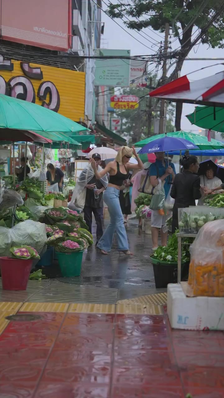 ฝนตก น้ำท่วมแต่สู้!!!