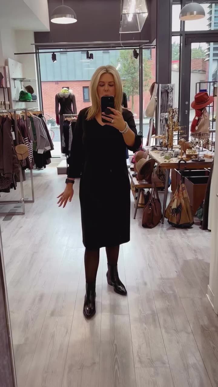 Laura is showcasing one of our Peruzzi best sellers this season ✨ This…