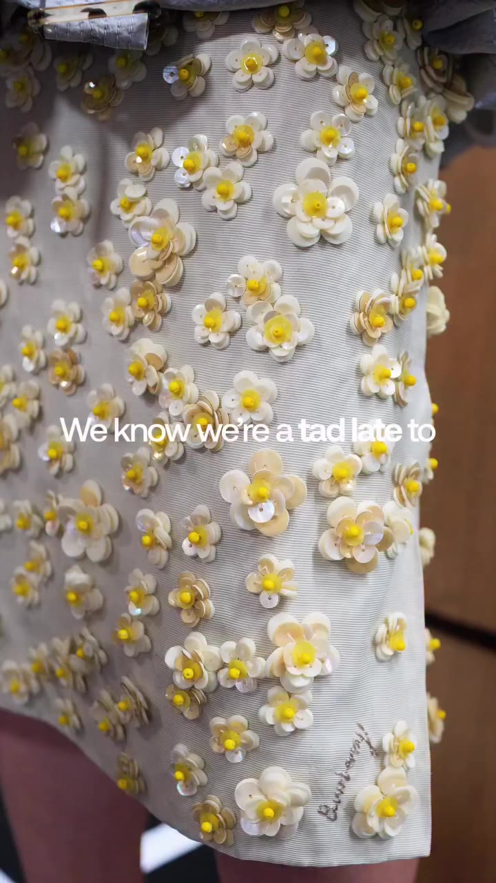 Closing out @londonfashionweek, Daniel Lee took over Chelsea College of Arts…