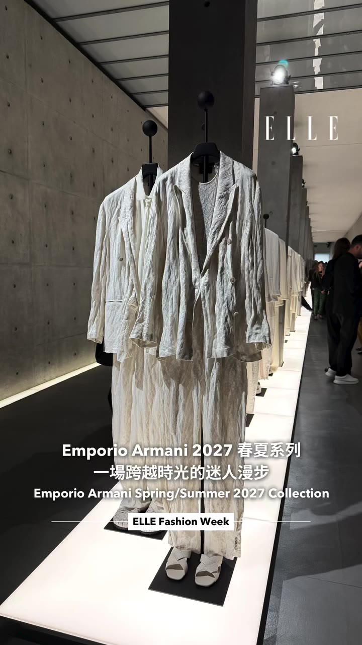 @emporioarmani 2027 春夏系列由 Silvana Armani 與 Leo Dell’Orco…