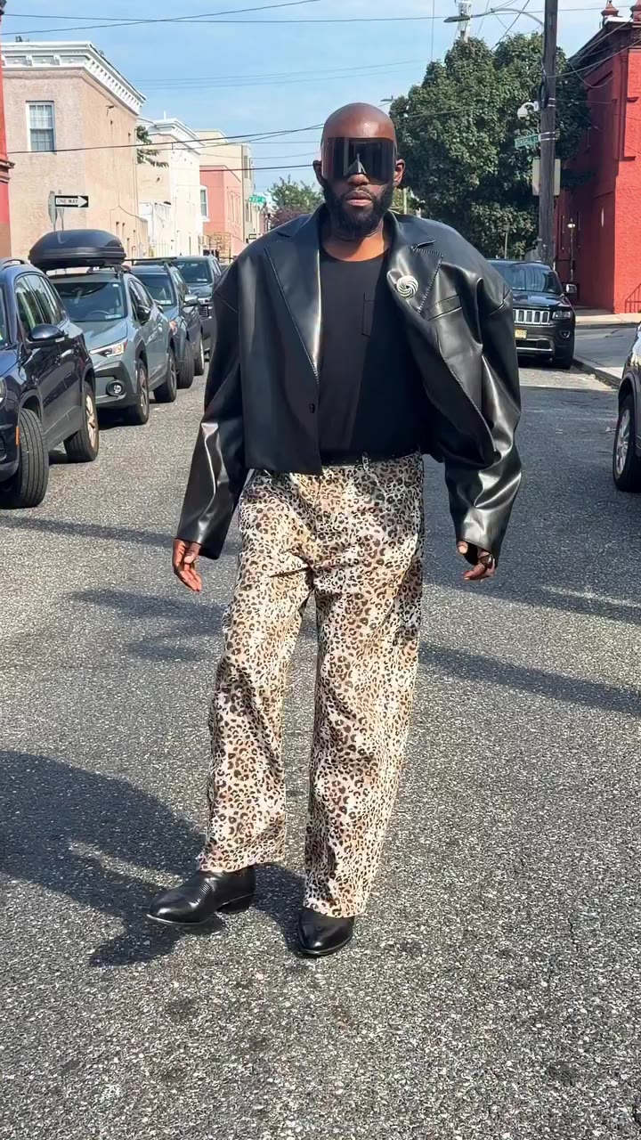 LEOPARD PRINT ON A GROWN MAN?! BABY, WATCH ME! 🐆🔥 Who said luxury menswear…