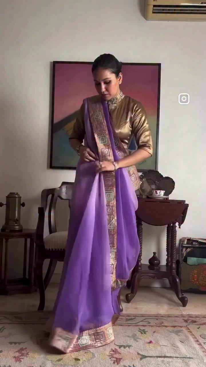 Petiller Visit banarasibaithak.com to view our chiffon collection. Link in…