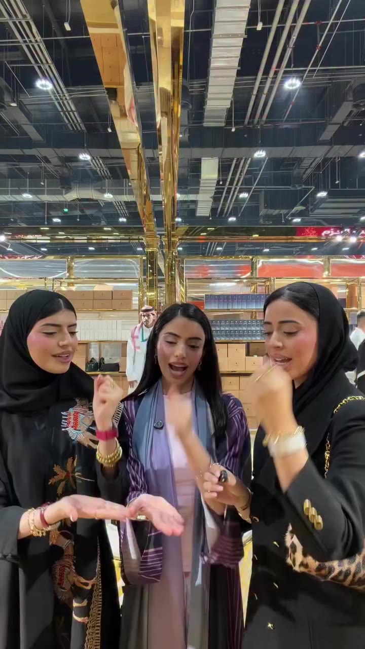 طفرونيييي😭😭😭 #لافيرن #طيب_الحزم #لافيرن_بالامارات #معرض_طيب_الحزم