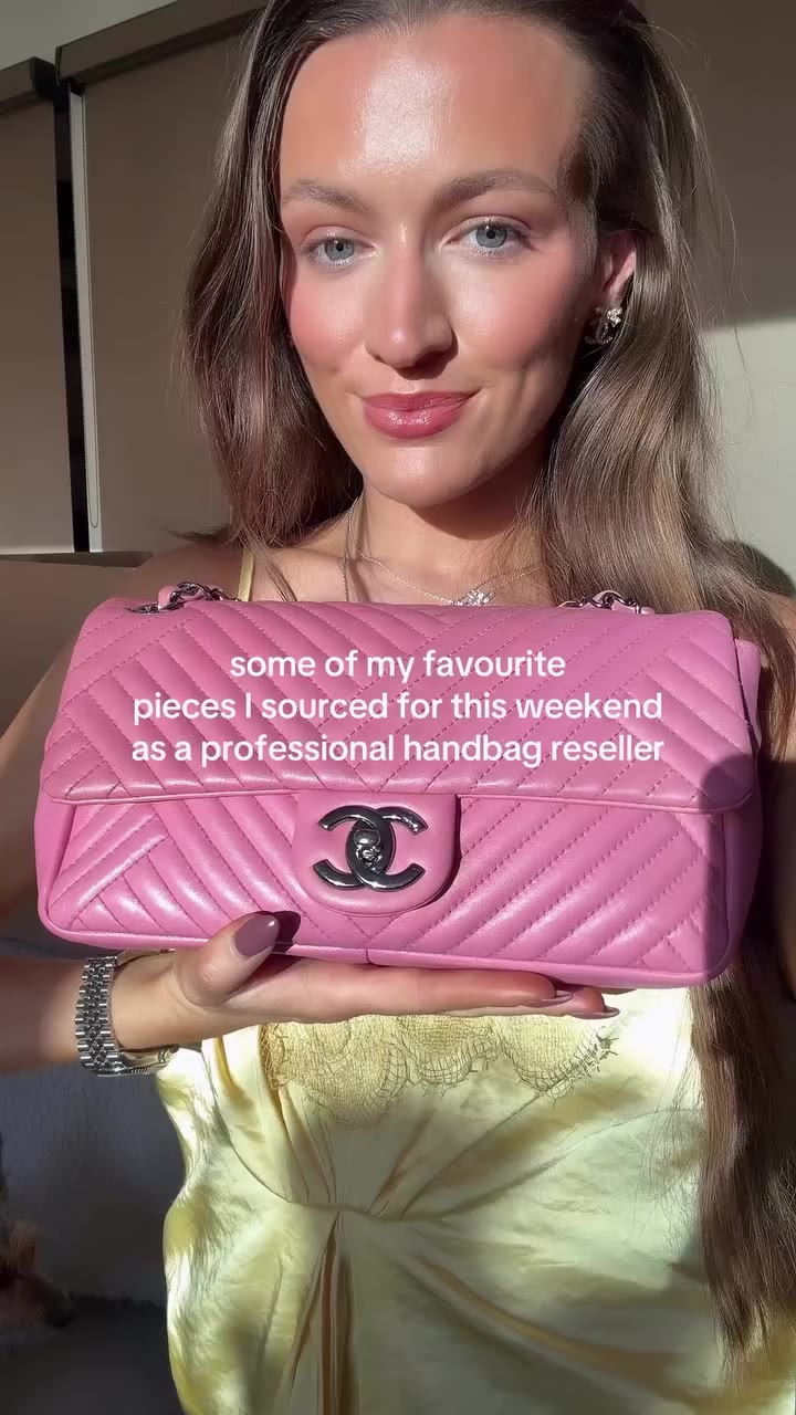It’s always good when it starts with a pink Chanel 🩷🪩