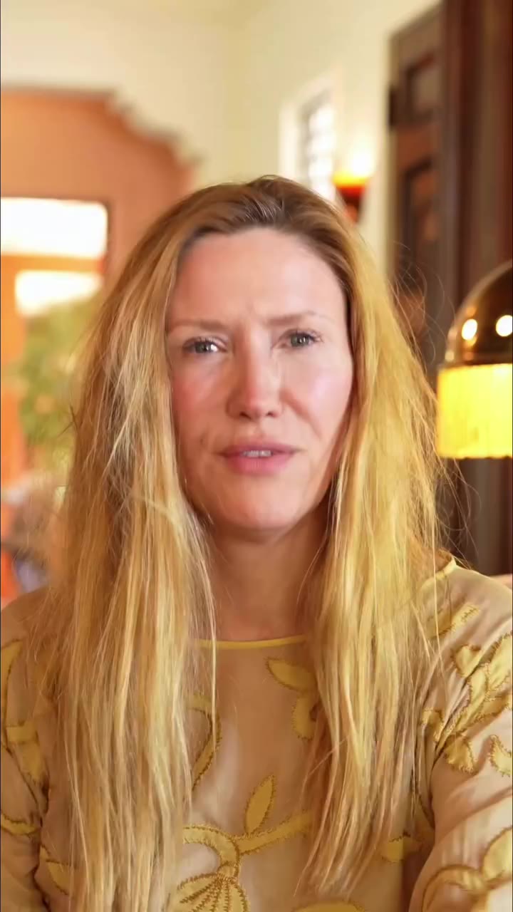 The haircare line made for you 🌟 @sarahhindsgaul introduces us to her brand…
