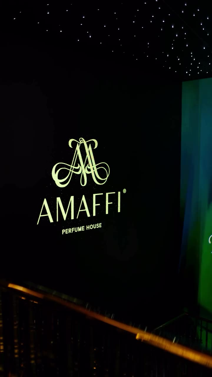 A glimpse inside @amaffi new Sloane Street flagship - where fragrance, art and…