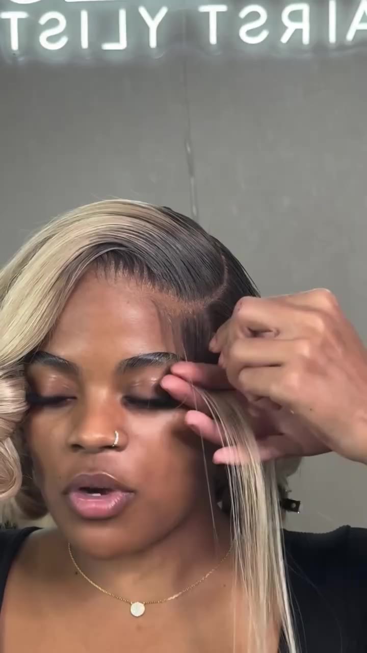 Ready to make blonde your signature look? Hair:Hotstarhair.com Professional…