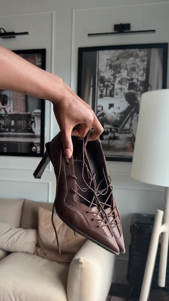 Letting my shoes make the best first impression with these @naturalizer…