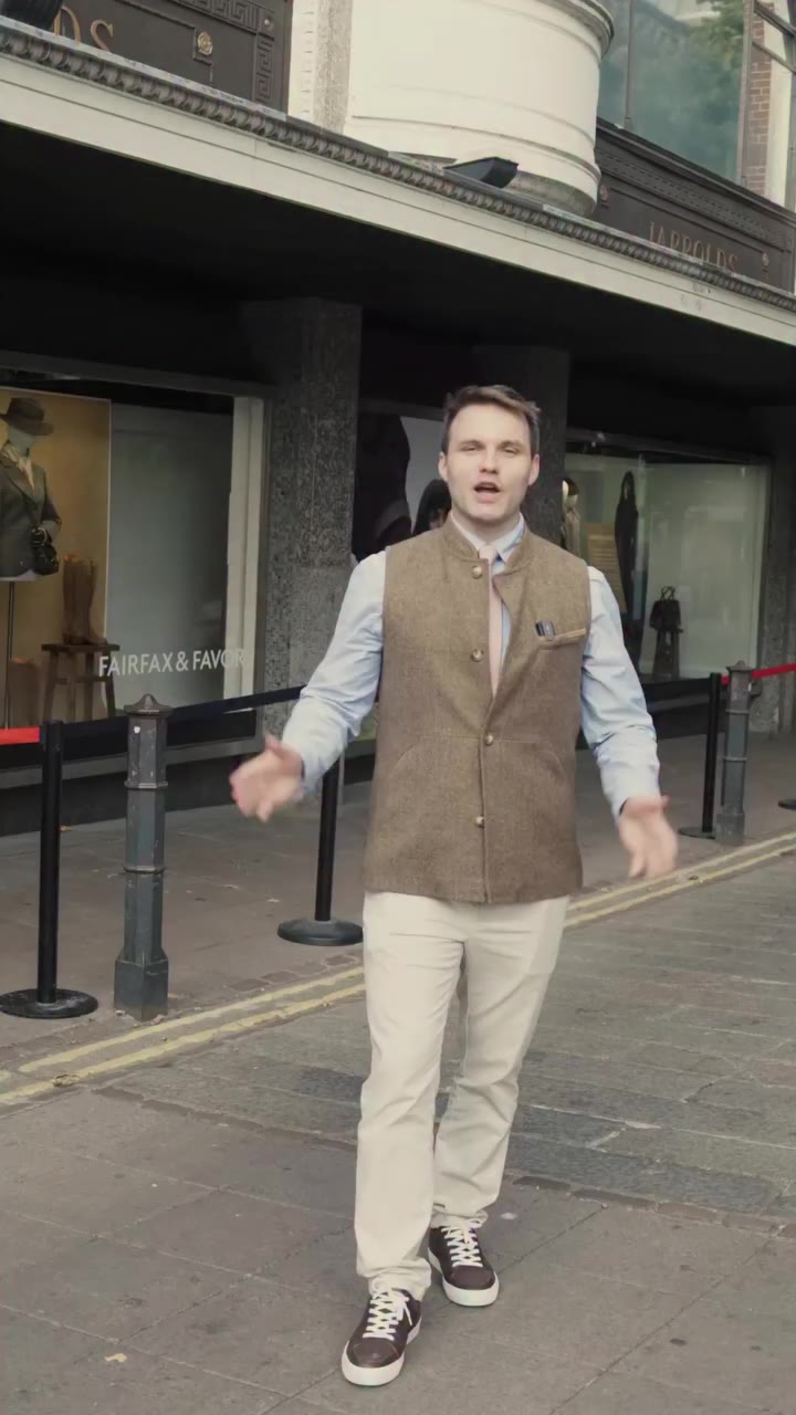 BIG MOMENT! Opening @fairfaxandfavor first ever concession in @jarroldnorwich…