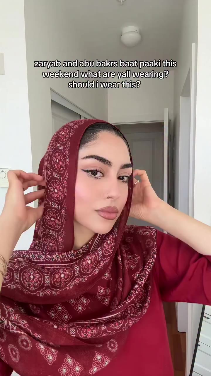 what r yall wearing ? - - - - - - - - - #pakistanidrama #darenijaat