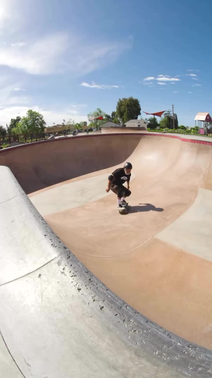 @stevecaballero ripping the new skatepark in San Juan Capistrano 🔥 checkout…